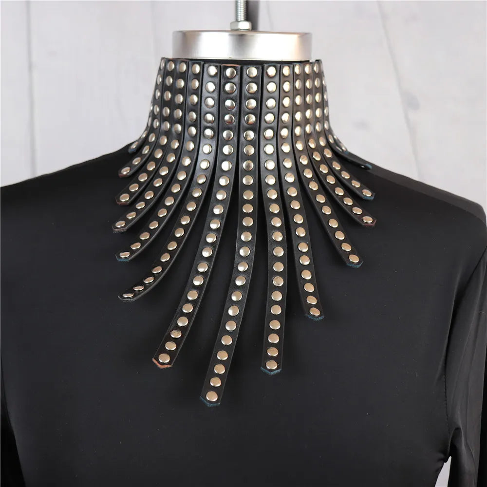 Vampira - Gothic Rivet Choker Necklace , PU Leather